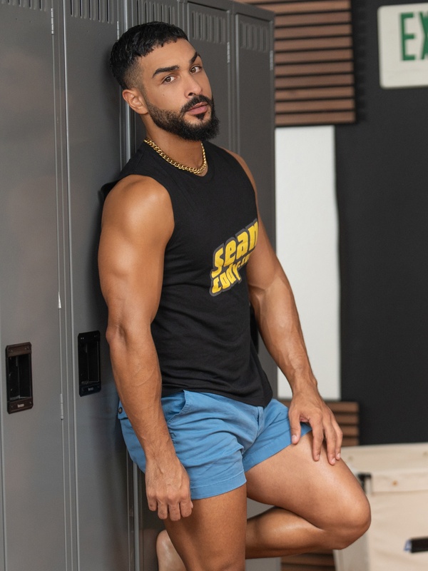 Diego Silva’s Profile on Male Access