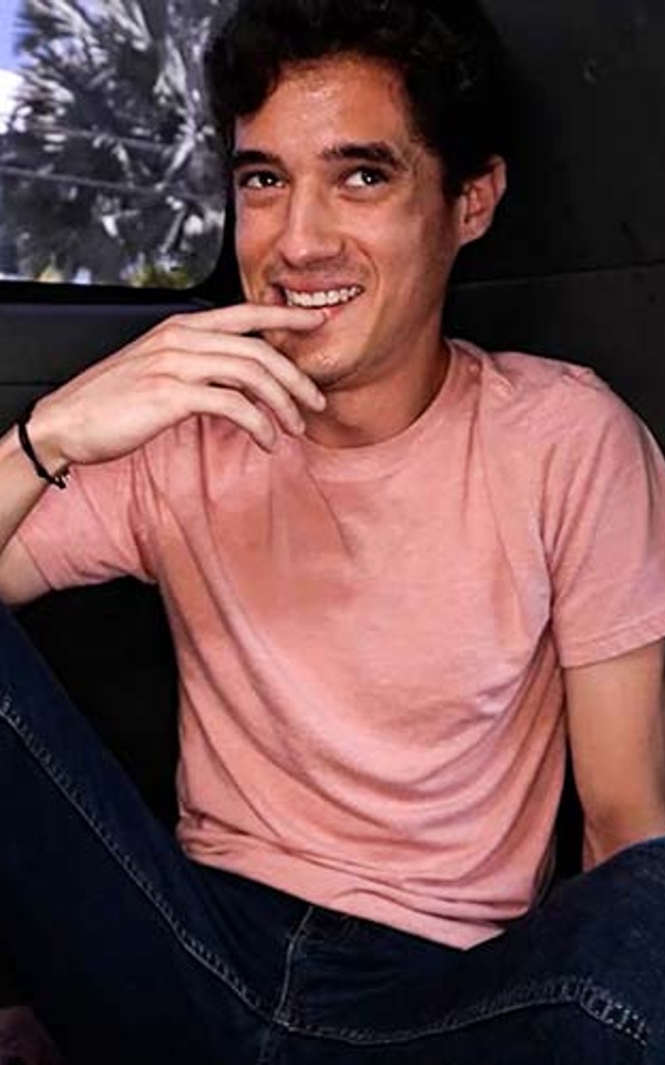 Welcome to Gay Wire | Gay Porn Videos