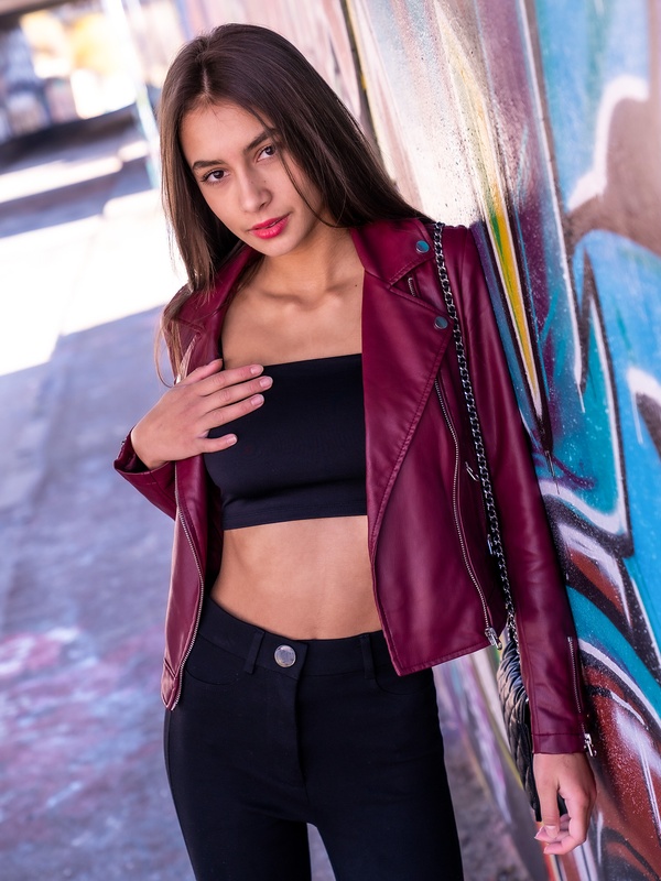 Vanessa Alessia’s Profile on SexyHub