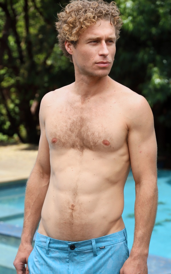 Онлайн эротика қыз кончалары