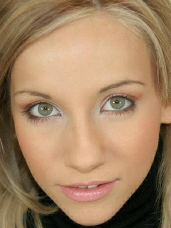 Candy Blond’s Profile on RealityKings