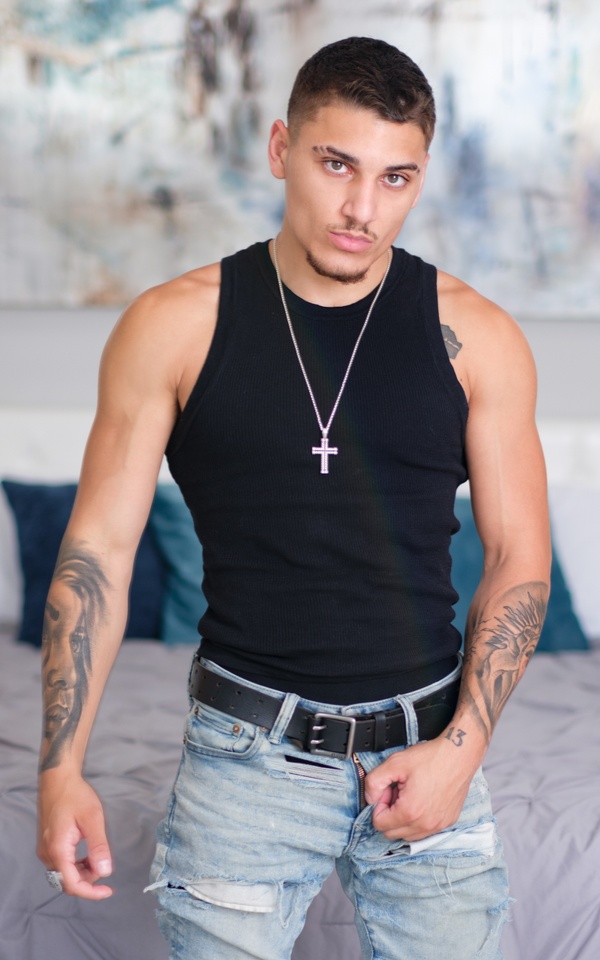 Әнші Танямен порно